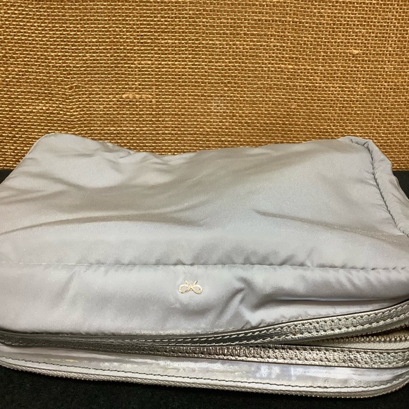 Anya Hindmarch Wink Jewelry Travel Case Pouch in Gray and Silver (B404) - Picture 4 of 11